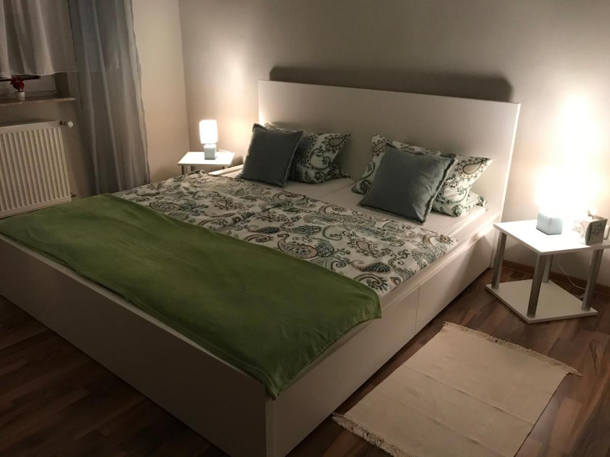 Ferienwohnung Von Paris Petersberg  외부 사진